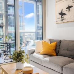 Modern 2BR Getaway, Prime CBD, Balcony, Pool, Gym