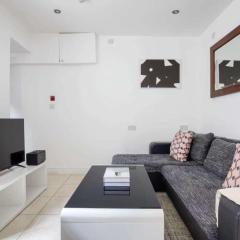 Hyde Park & Paddington 1 Bed Apartment