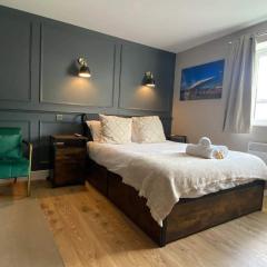 The Willow - Studio 21
