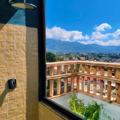 El Diablo y La Luna B&B by El Diablo y La Sandia