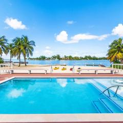 SKai Fall by Grand Cayman Villas