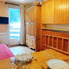 Studio au pied des pistes avec balcon - FR-1-771-88