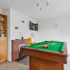 Awesome Games Room House! EMA Donington Park, with FREE parking