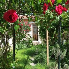 Secret Garden Studio - Near Paris