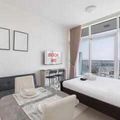 Damac Hills Sleeps 3 close to Golf Courses