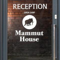 Mammut House