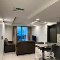 Pinnacle Row Seaview Elegance