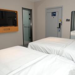 Qitian Business Hotel, Yanji City