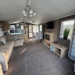 Sunnymede Hot tub caravan