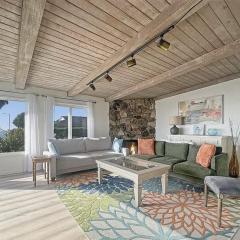 Two Bedroom Beach House with Ocean Views in Playa Del Rey