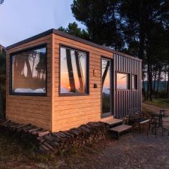 Cabañas en el bosque cerca de Barcelona