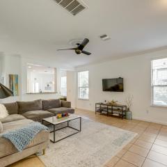 5 Mi to Lake Travis Pet-Friendly Home with Yard!