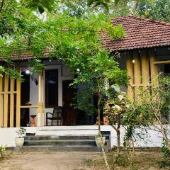 ලෝ LAW Leisure & Wellness Homestay Hostel