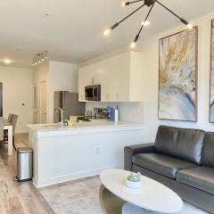 Modern 1-Bedroom Condo in Downtown Atlanta 525Pkwy517