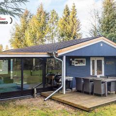 Secluded Lagoon Retreat in Hou-By Traum