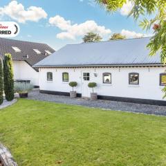 Charming Farmhouse Retreat - By Traum Ferienwohnungen