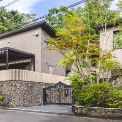 Glamdy style hotel suite 山ノ麓