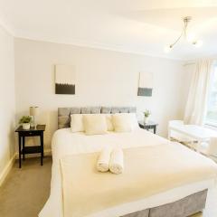 Modern 2-Bedroom London Base - 15 mins to Central London - Next to East Croydon Station - Sleeps 5