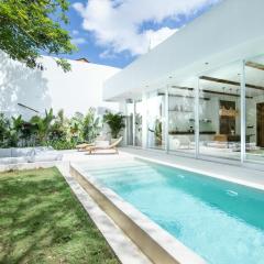 Lush 2BR Villa, 4min to Bingin's Coastal Escape