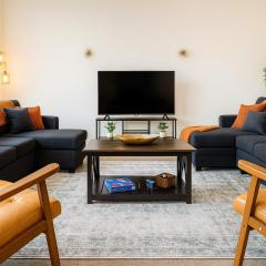 Spacious 2BR Loft - near CSU, Playhouse, Progressive field, R&R Hall of Fame - Gym & Sauna