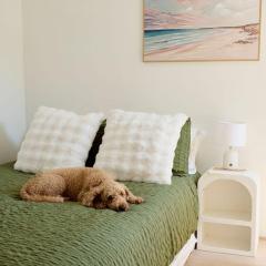Renovated Family Retreat Pet Friendly