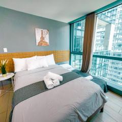 Cozi Family or business suite near Mitsukoshi BGC wifi pool