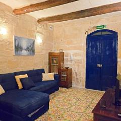 Traditional Maltese Apartment - 5 mins walk to Valletta