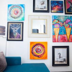 The Warldorf, King Size and Twin Apartment by The Hive WA1