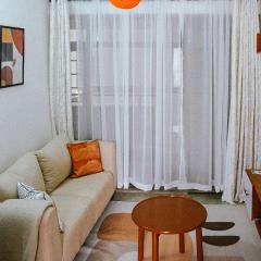 Hauzly- Royal Suburbs by Tsavo