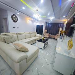 Well Furnished 4 bedrooms duplex available!