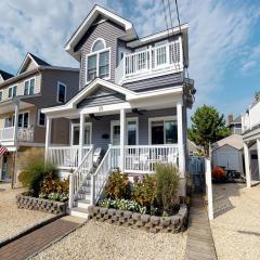 Wifi Decks Private Yard Beach Badges Beach Chairs Keurig Os Wd 3Rd Off The Beach