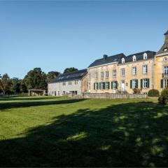 Château d'Ouffet Gite 30 personnes avec piscine et sauna