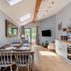 Close to Tenby Harbour No1 Albert View