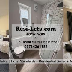 ResiLets - Modern Central Town Centre Apartment - Sleeps 4!