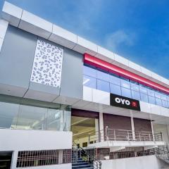 Super HOTEL O SAMRAT INN