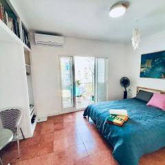 Sitges Times Square - Private and Central