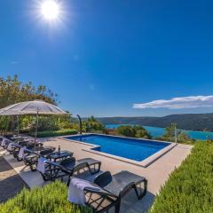 Seaview Pool House Mytilus - Happy Rentals