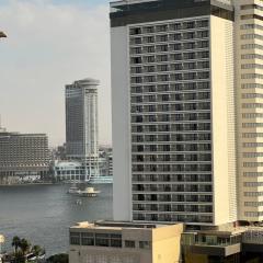 Luxury Partial Nile View Thuraya Apartment - Dokki