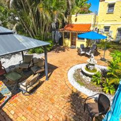 Walk to Las Olas! Old Florida Oasis with Hot Tub