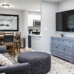 Springs Basecamp Near Airport, Zoo and Iconic Sights