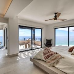 Luxury Unique Oceanfront Penthouse