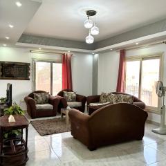 شقة مفروشة بفيلا مميزه للإيجار بالتجمع الاول