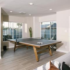 Pure Elegance in Old Town Scottsdale - Pool, Hot Tub, Fire Pit & Ping-Pong