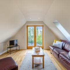 Pond View Loft