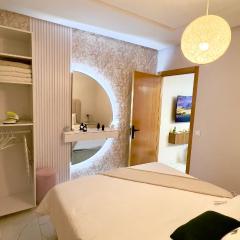 Studio Neuf à Roches Noires près de Casa Voyageurs et Casa Port