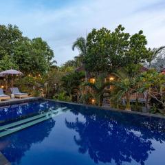Villa Cahaya - Ocean, sunset and volcano views, an island hideout