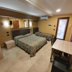 azalea Rooms & apartments domo 3