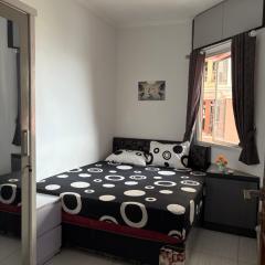 Cozy Room by StayIn Jakarta