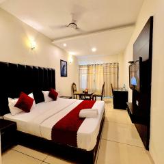 Hotel JB Grand Residency Zirakpur Chandigarh # lift #Balcony Rooms # Banquet Hall # Family Rooms
