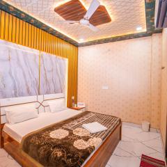 Omji Dwarika Bhawan - 2km from Ram Temple